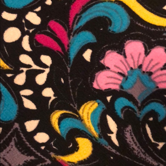 LulaRoe Amelia - Picture 4 of 5